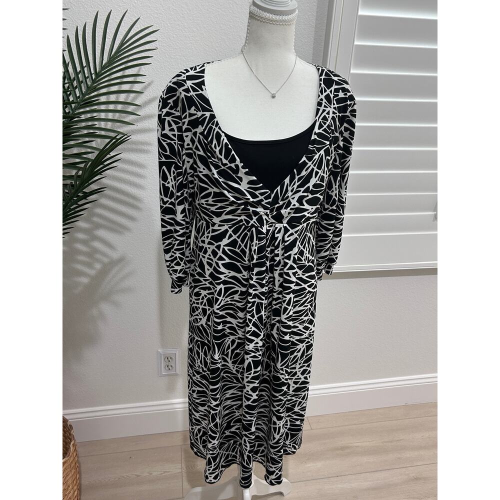 Style & Co, black and white abstract geometric dress Size L